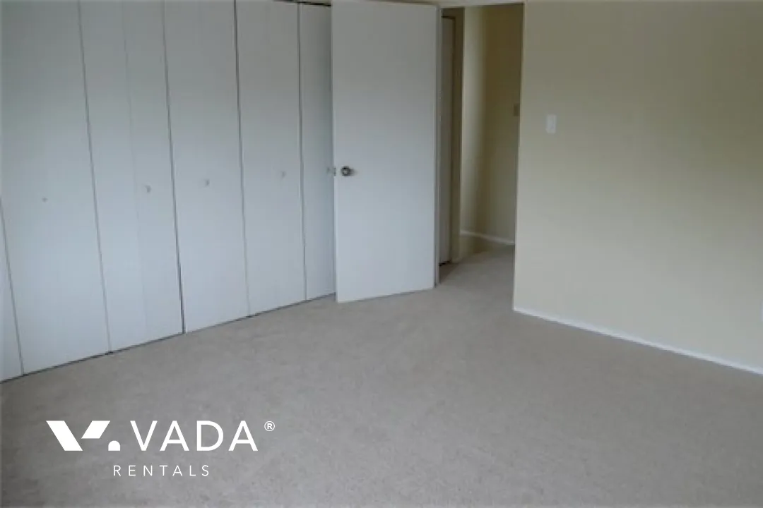 Glenacres Village in Saunders - 3 Bedroom Townhouse For Rent in Richmond at 116 - 9700 Glenacres Drive, Richmond, BC
