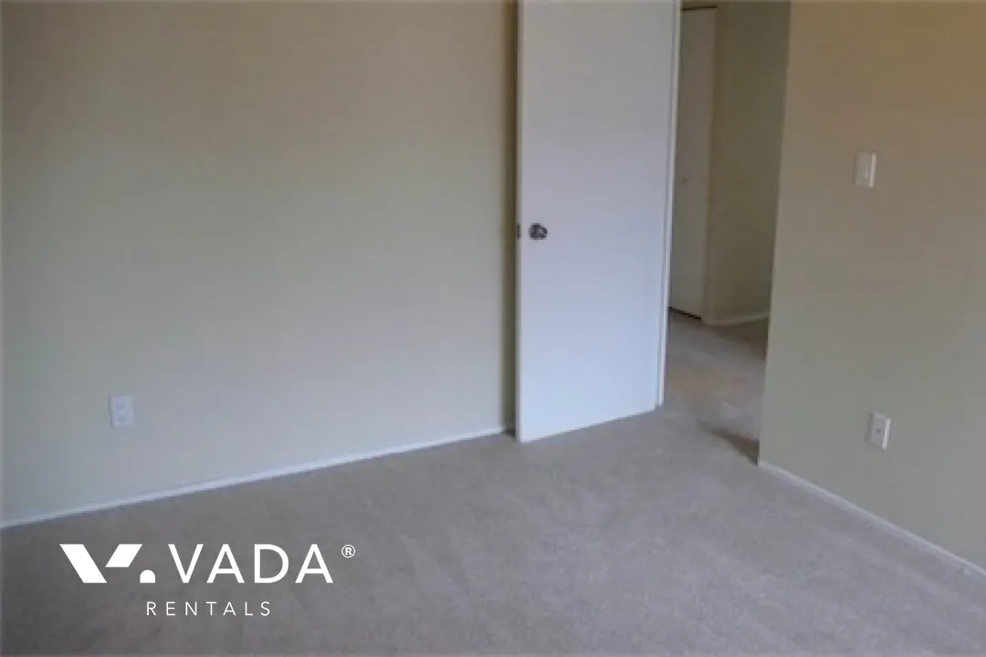 Glenacres Village in Saunders - 3 Bedroom Townhouse For Rent in Richmond at 116 - 9700 Glenacres Drive, Richmond, BC