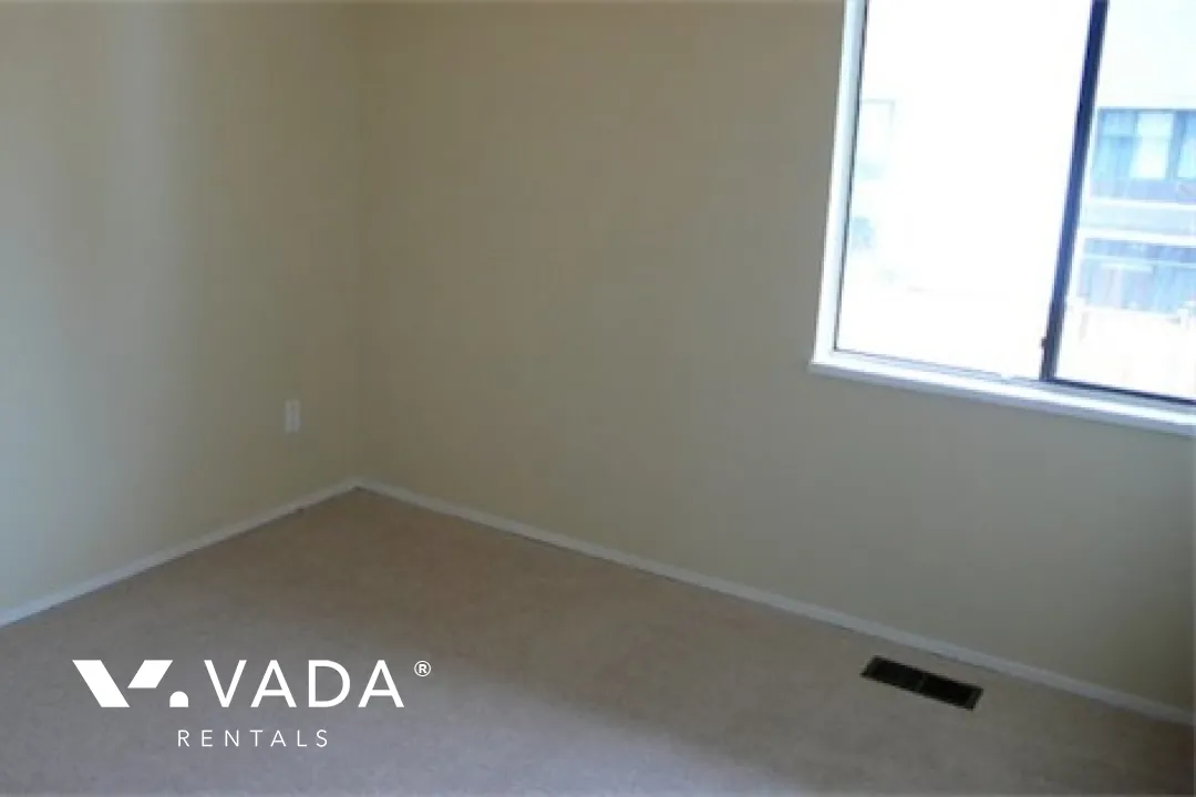 Glenacres Village in Saunders - 3 Bedroom Townhouse For Rent in Richmond at 116 - 9700 Glenacres Drive, Richmond, BC