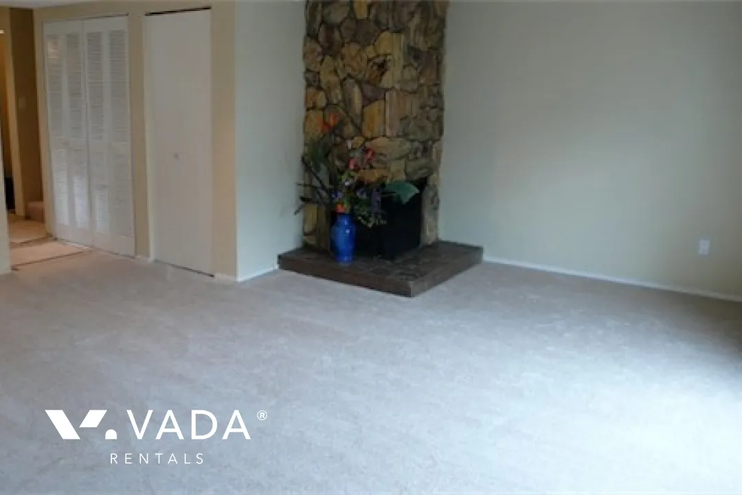 Glenacres Village in Saunders - 3 Bedroom Townhouse For Rent in Richmond at 116 - 9700 Glenacres Drive, Richmond, BC