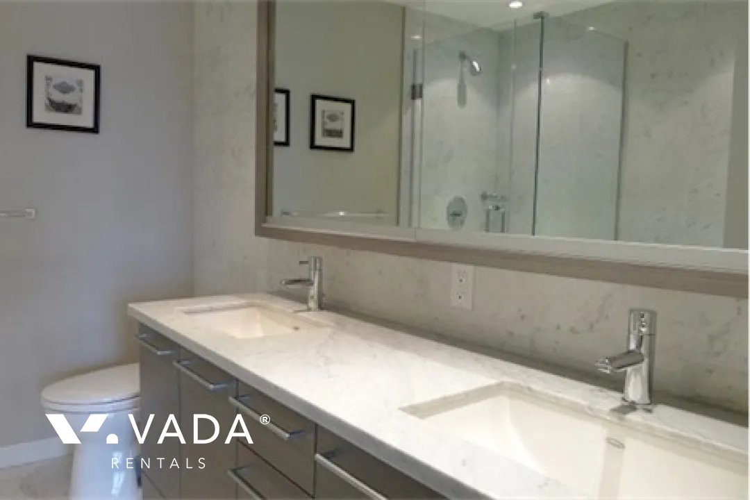 Capitol Residences in Downtown - 2 Bedroom Apartment For Rent in Vancouver at 3608 - 833 Seymour Street, Vancouver, BC