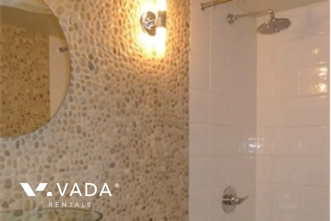 Metropolis in Yaletown - 1 Bedroom Loft For Rent in Vancouver at 801 - 1238 Richards Street, Vancouver, BC