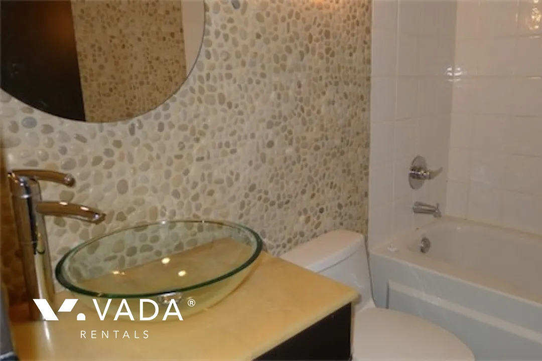 Metropolis in Yaletown - 1 Bedroom Loft For Rent in Vancouver at 801 - 1238 Richards Street, Vancouver, BC