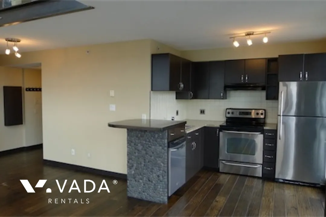 Metropolis in Yaletown - 1 Bedroom Loft For Rent in Vancouver at 801 - 1238 Richards Street, Vancouver, BC