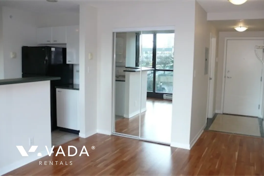 Lions in Downtown - Studio For Rent in Vancouver at 302 - 1367 Alberni Street, Vancouver, BC