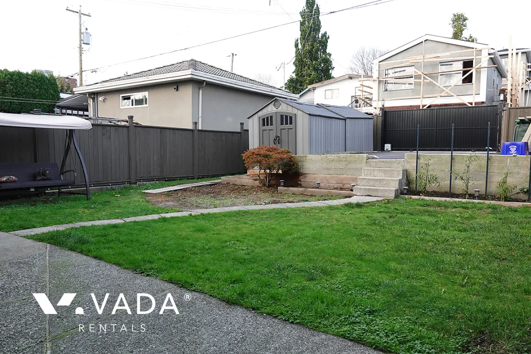 Burnaby Heights - 2 Bedroom Basement For Rent in Burnaby at 4075B Frances Street, Burnaby, BC, V5C 2P5