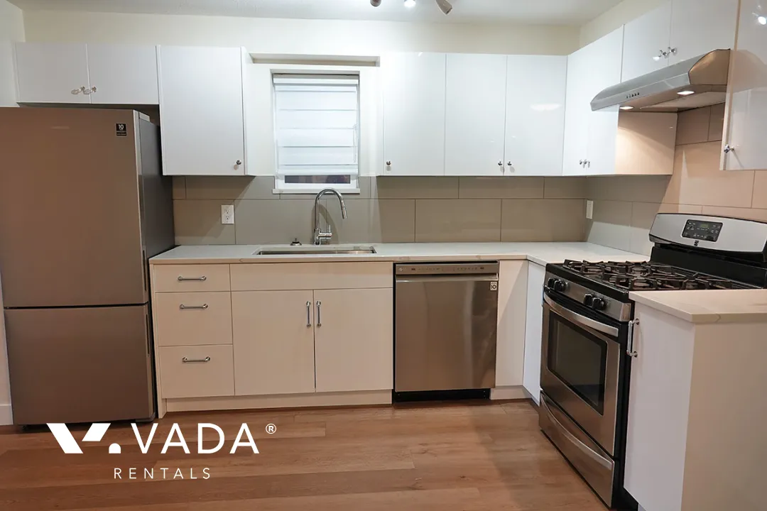 Burnaby Heights - 2 Bedroom Basement For Rent in Burnaby at 4075B Frances Street, Burnaby, BC, V5C 2P5