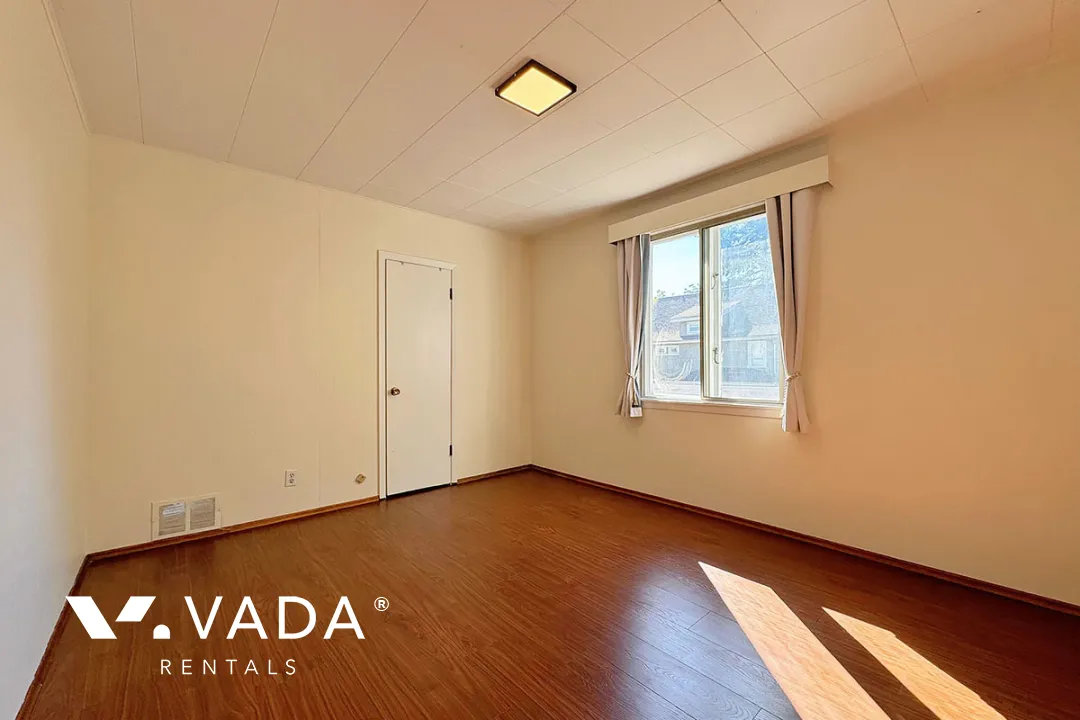 Grandview - 2 Bedroom House (Upper Level) For Rent in Vancouver at 1336B East 11th Avenue, Vancouver, BC