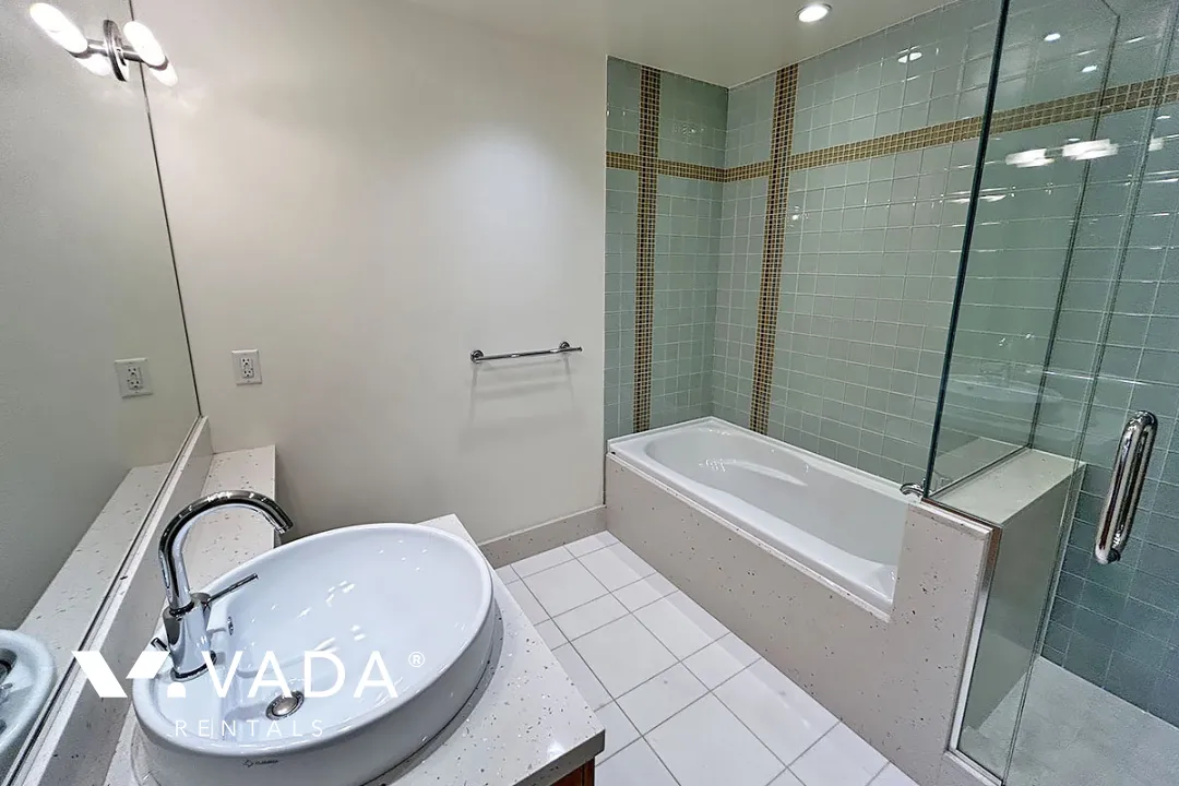 Greenshields in Gastown - 2 Bedroom Apartment For Rent in Vancouver at 508 - 345 Water Street, Vancouver, BC
