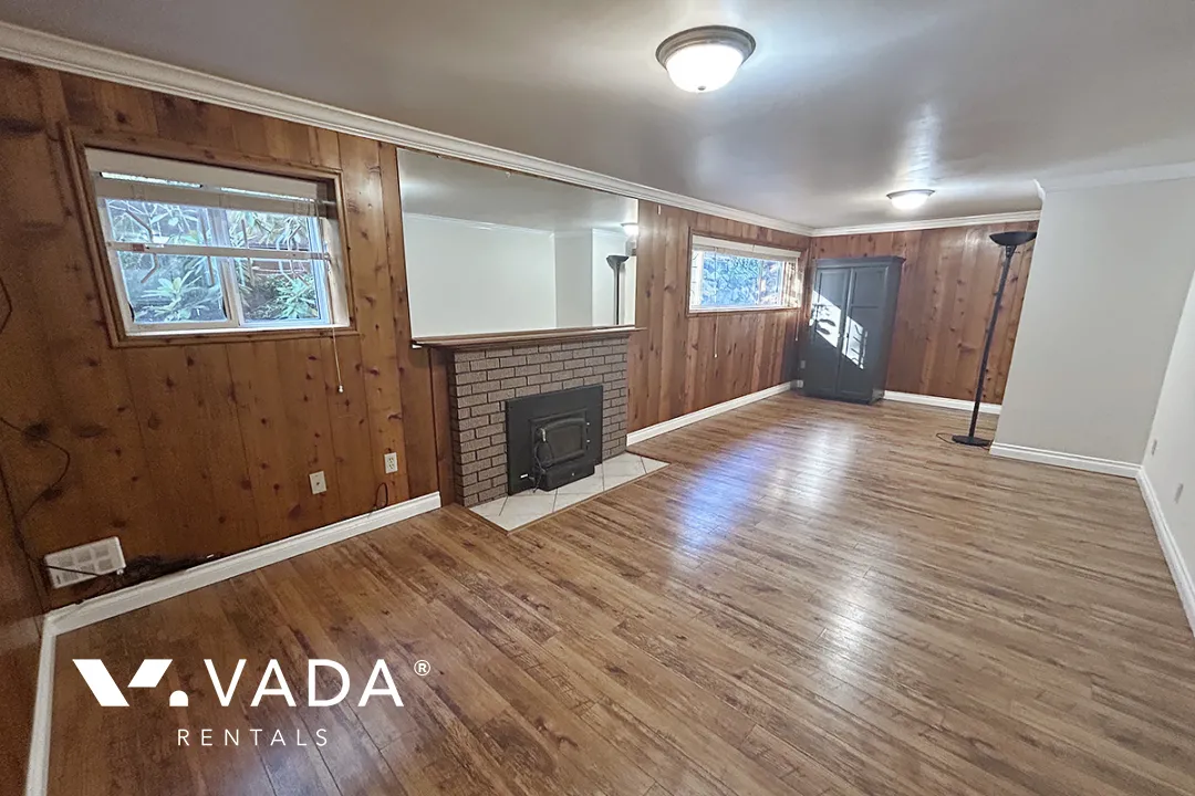Suncrest - 2 Bedroom Basement For Rent in Burnaby at 3807B Marine Drive, Burnaby, BC, V5J 3E3