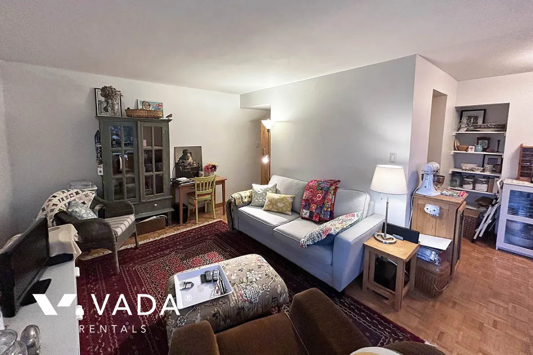 Georgian House in Kerrisdale - 1 Bedroom Apartment For Rent in Vancouver at 101 - 5450 Vine Street, Vancouver, BC