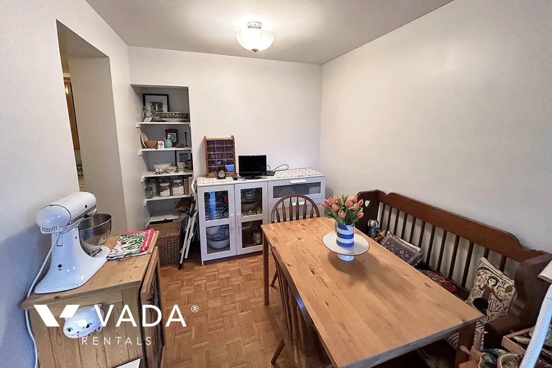 Georgian House in Kerrisdale - 1 Bedroom Apartment For Rent in Vancouver at 101 - 5450 Vine Street, Vancouver, BC