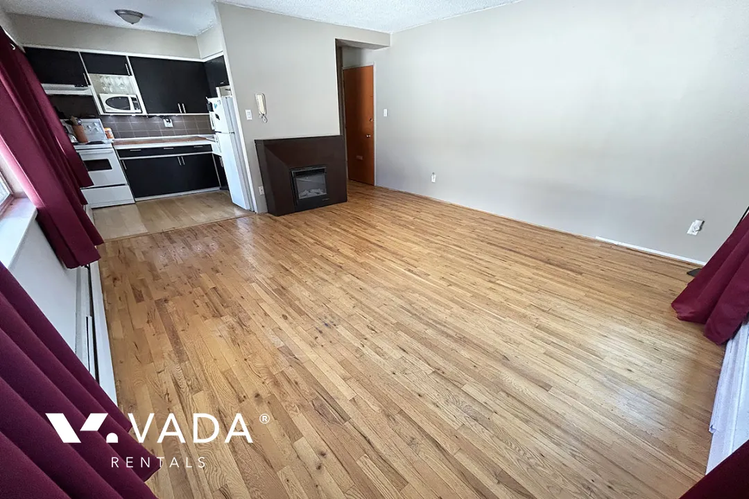 Norfolk House in Uptown - 1 Bedroom Apartment For Rent in New Westminster at 301 - 815 Fourth Avenue, New Westminster, BC