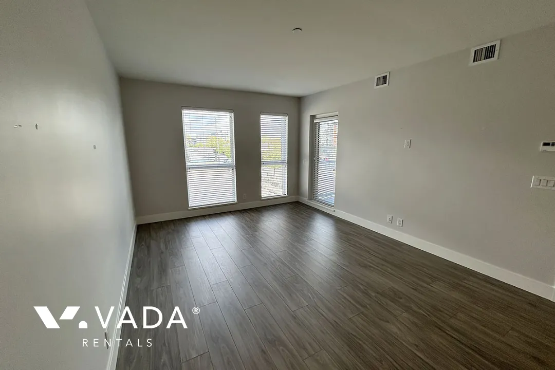 ERA in Downtown Maple Ridge - 1 Bedroom Apartment For Rent in Maple Ridge at 320 - 22265 Dewdney Trunk Road, Maple Ridge, BC