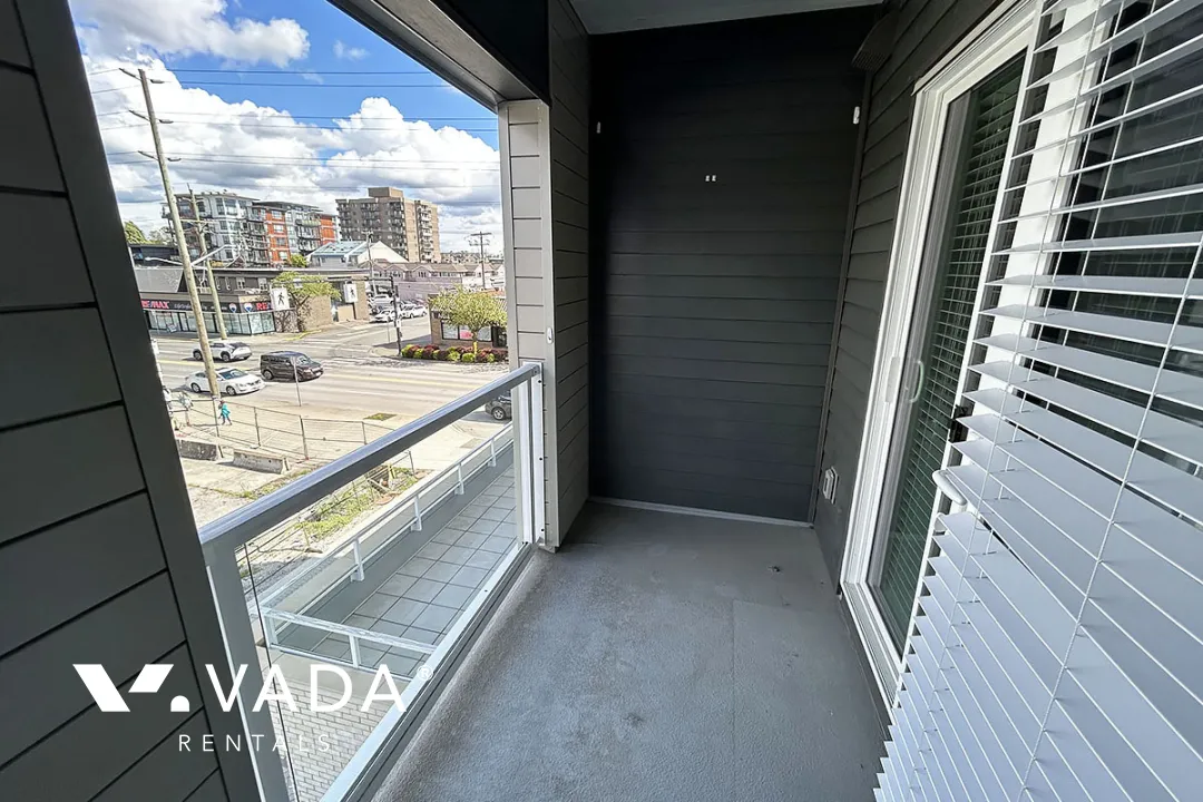 ERA in Downtown Maple Ridge - 1 Bedroom Apartment For Rent in Maple Ridge at 320 - 22265 Dewdney Trunk Road, Maple Ridge, BC