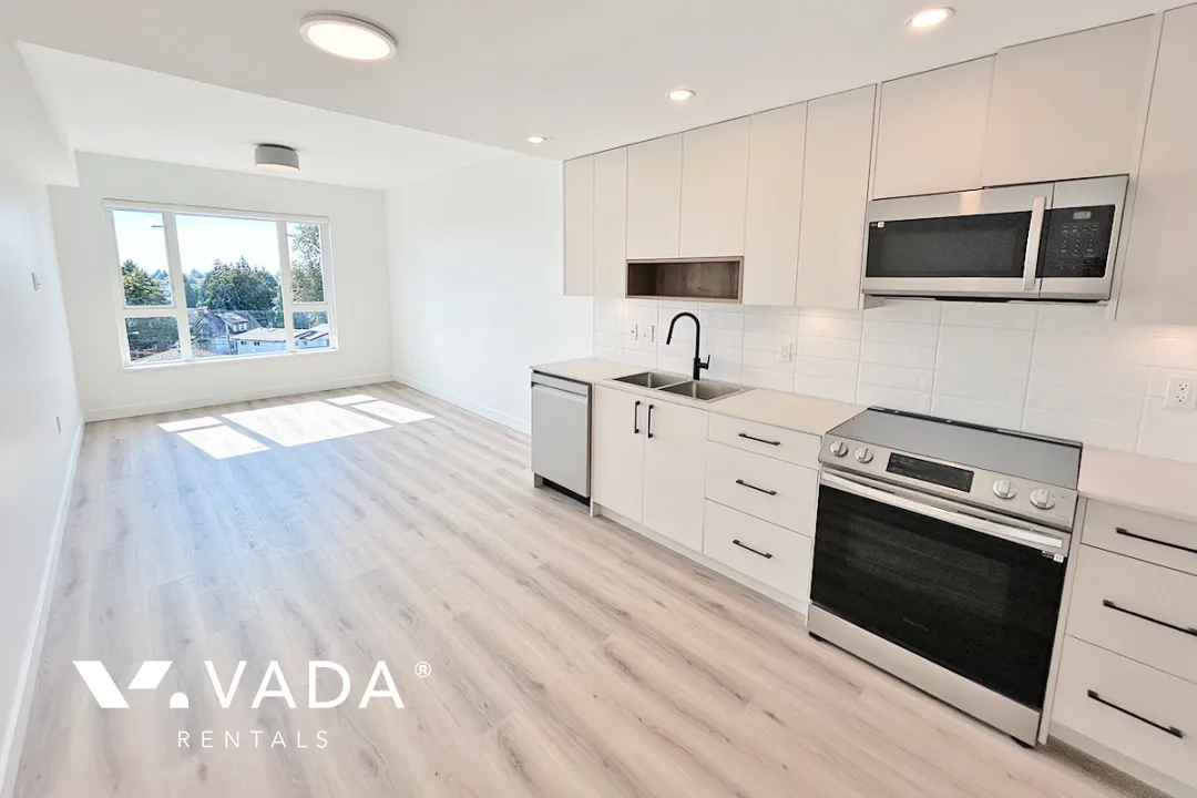 W Kingsway in Renfrew Collingwood - Studio For Rent in Vancouver at 502 - 3068 Kingsway, Vancouver, BC, V5R 0L6