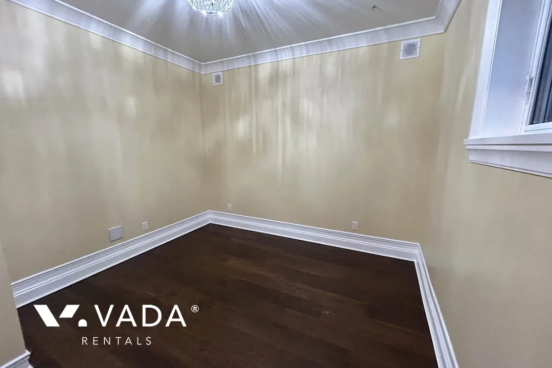 Capitol Hill - 1 Bedroom Basement For Rent in Burnaby at 38 N Gamma Avenue, Burnaby, BC