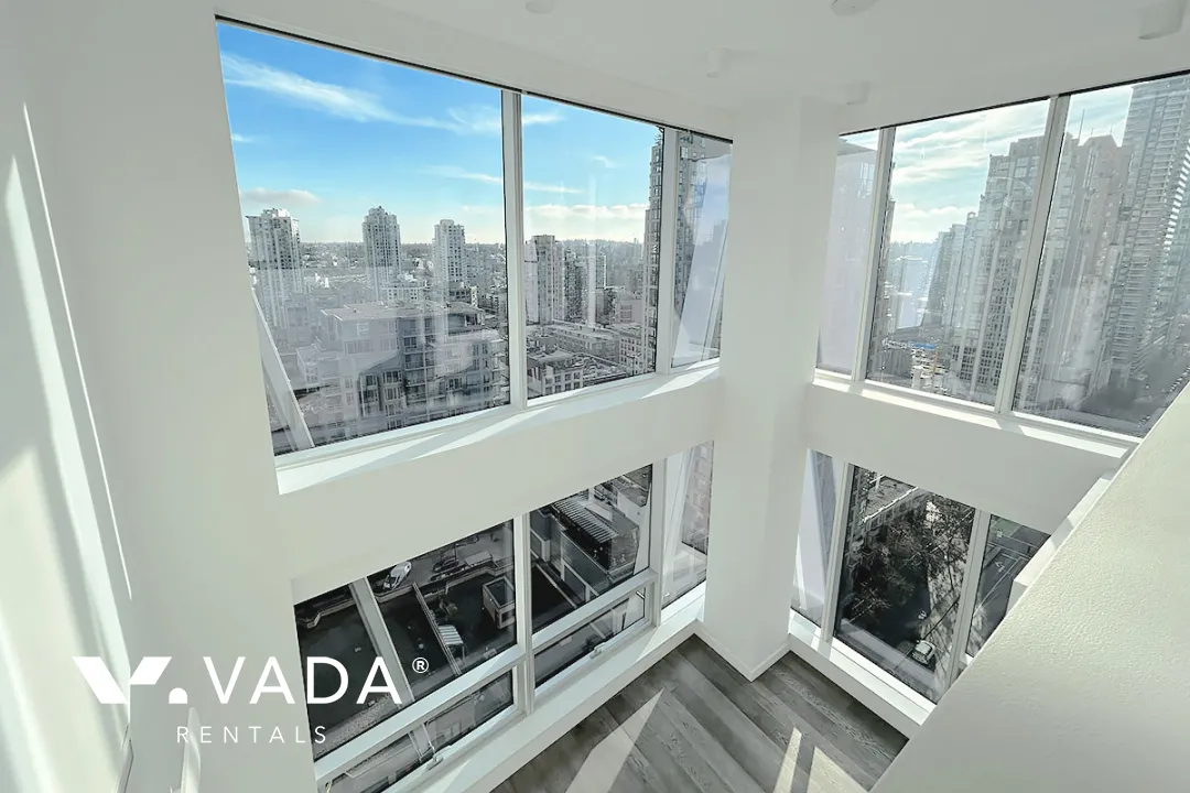 8X on The Park in Yaletown - 3 Bedroom Loft For Rent in Vancouver at 1807 - 1111 Richards Street, Vancouver, BC