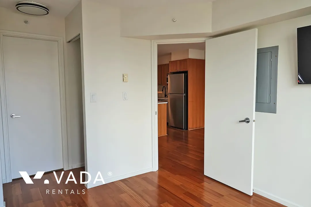 The Park in Coal Harbour - 1 Bedroom Apartment For Rent in Vancouver at 503 - 1723 Alberni Street, Vancouver, BC, V6G 3G9