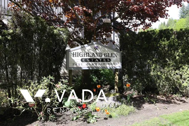 Building - Highland Glen Estates in Squamish, BC at Mamquam Road