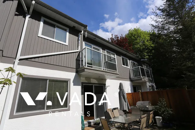 Building - Highland Glen Estates in Squamish, BC at Mamquam Road