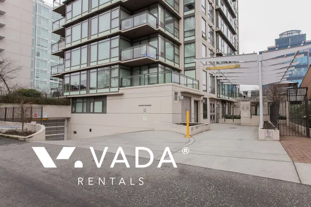 Building - The Zone in Vancouver, BC at 1068 West Broadway