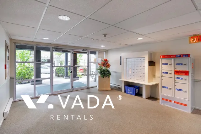 Building - 8th Avenue Garden Apartments in Vancouver, BC at 2405 Kamloops Street