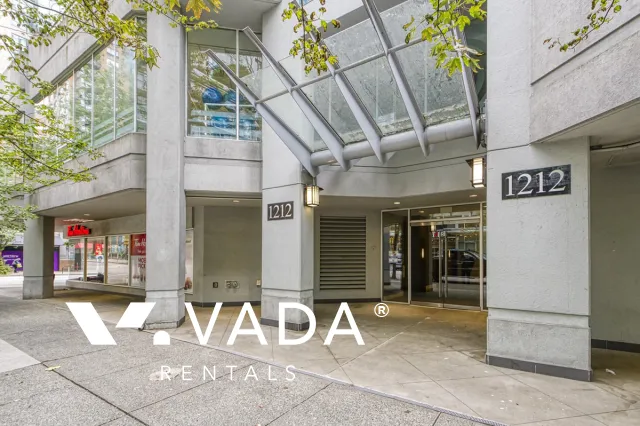 Building - 1212 Howe in Vancouver, BC at 1212 Howe Street