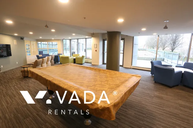 Building - Landmark 33 in Vancouver, BC at 1009 Expo Boulevard