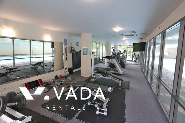 Building - Savoy in Vancouver, BC at 928 Richards Street