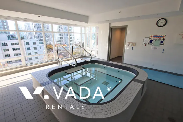 Building - Vita in Vancouver, BC at 565 Smithe Street