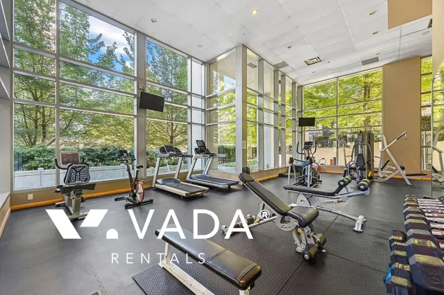 Building - George in Vancouver, BC at 1420 West Georgia Street