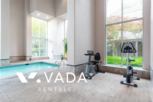 Building - Cambridge Court in Vancouver, BC at 500 West 10th Avenue