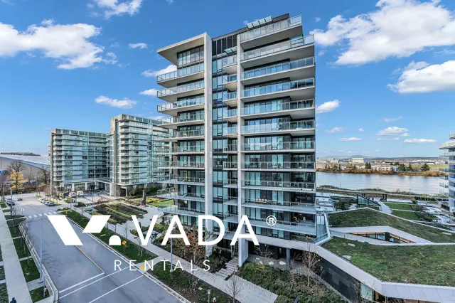 Building - Hollybridge At River Green in Richmond, BC at 6855 Pearson Way