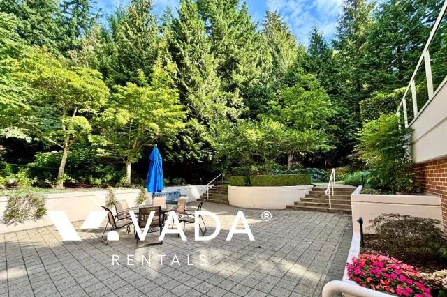 Building - Balmoral in Vancouver, BC at 5615 Hampton Place