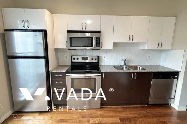 Quattro in Whalley - Studio For Rent in Surrey at 415 - 13728 108 Avenue, Surrey, BC