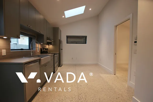 Kerrisdale - 1 Bedroom Laneway House For Rent in Vancouver at 3 - 2060 West 44th Avenue, Vancouver, BC, V6M 2E9