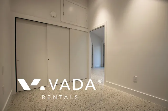 Kerrisdale - 1 Bedroom Laneway House For Rent in Vancouver at 3 - 2060 West 44th Avenue, Vancouver, BC, V6M 2E9