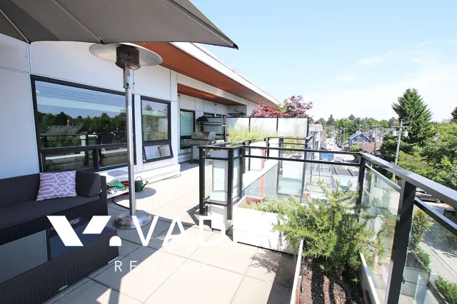 Kits West in Kitsilano - Furnished 2 Bedroom Apartment For Rent in Vancouver at 407 - 2858 West 4th Avenue, Vancouver, BC, V6K 1R2