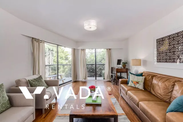 Crestview Manor in Kitsilano - 2 Bedroom Apartment For Rent in Vancouver at 215 - 1844 West 7th Avenue, Vancouver, BC