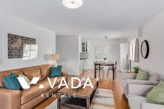 Crestview Manor in Kitsilano - 2 Bedroom Apartment For Rent in Vancouver at 215 - 1844 West 7th Avenue, Vancouver, BC