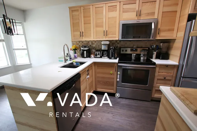 Langley City - 3 Bedroom House For Rent in Langley at 19980 48a Avenue, Langley, BC