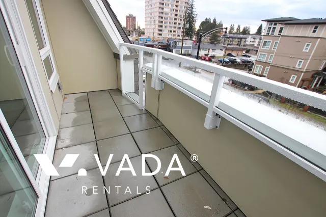 ERA in Downtown Maple Ridge - 3 Bedroom Townhouse For Rent in Maple Ridge at 107 - 12040 Plaza Street, Maple Ridge, BC