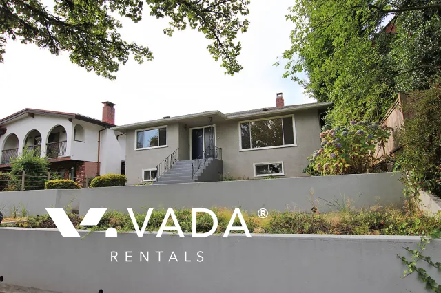 South Main - 3 Bedroom House For Rent in Vancouver at 438 East 20th Street, Vancouver, BC