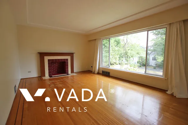 South Main - 3 Bedroom House For Rent in Vancouver at 438 East 20th Street, Vancouver, BC