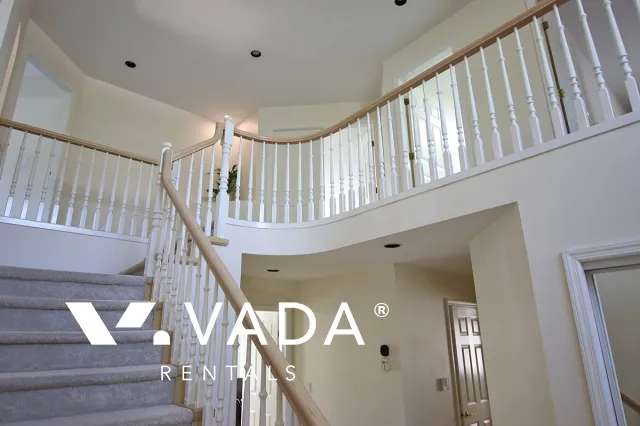 Westwood Plateau - 5 Bedroom House (Upper Level) For Rent in Coquitlam at 1572 Salal Crescent, Coquitlam, BC, V3E 2X7
