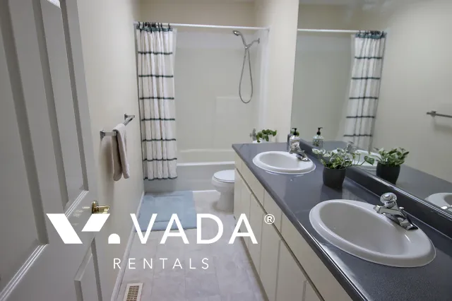 Westwood Plateau - 5 Bedroom House (Upper Level) For Rent in Coquitlam at 1572 Salal Crescent, Coquitlam, BC, V3E 2X7