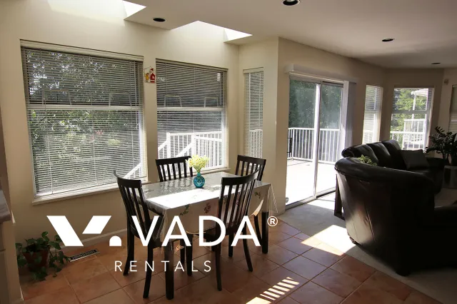 Westwood Plateau - 5 Bedroom House (Upper Level) For Rent in Coquitlam at 1572 Salal Crescent, Coquitlam, BC, V3E 2X7