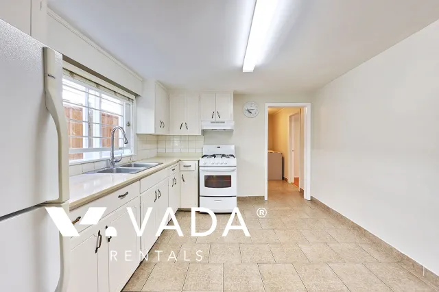 Grandview Woodland - 1 Bedroom Basement For Rent in Vancouver at 1336D East 11th Avenue, Vancouver, BC