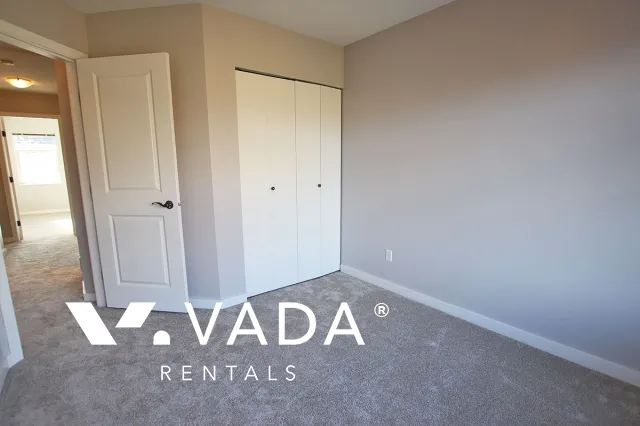 Sundance in South Surrey - 3 Bedroom Townhouse For Rent in Surrey at 114 - 15236 36 Avenue, Surrey, BC, V3Z 2B3